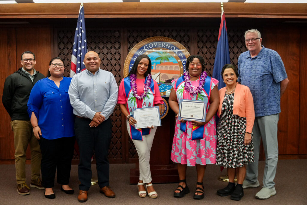 Photo of 2026 Guam interns with staff and the Guam Governor.